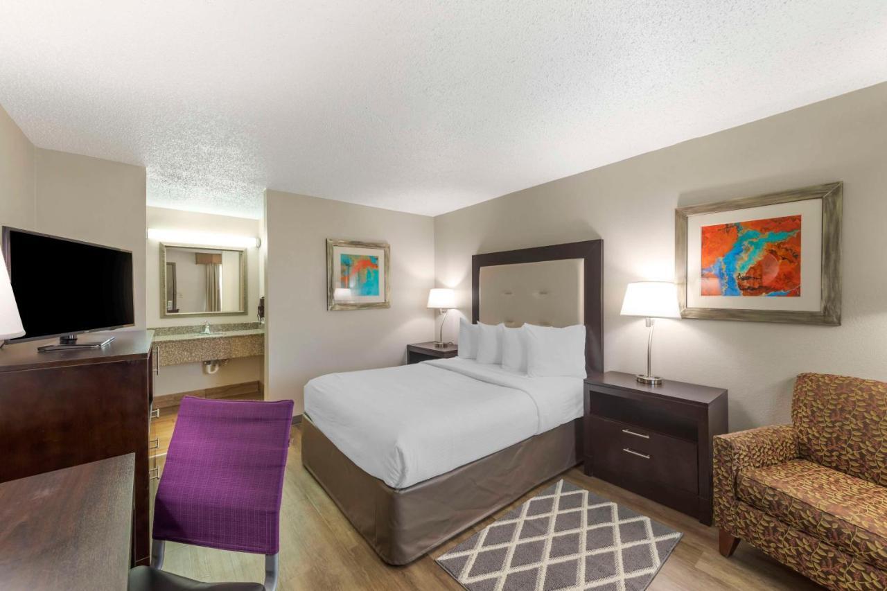 Best Western Athens Inn מראה חיצוני תמונה